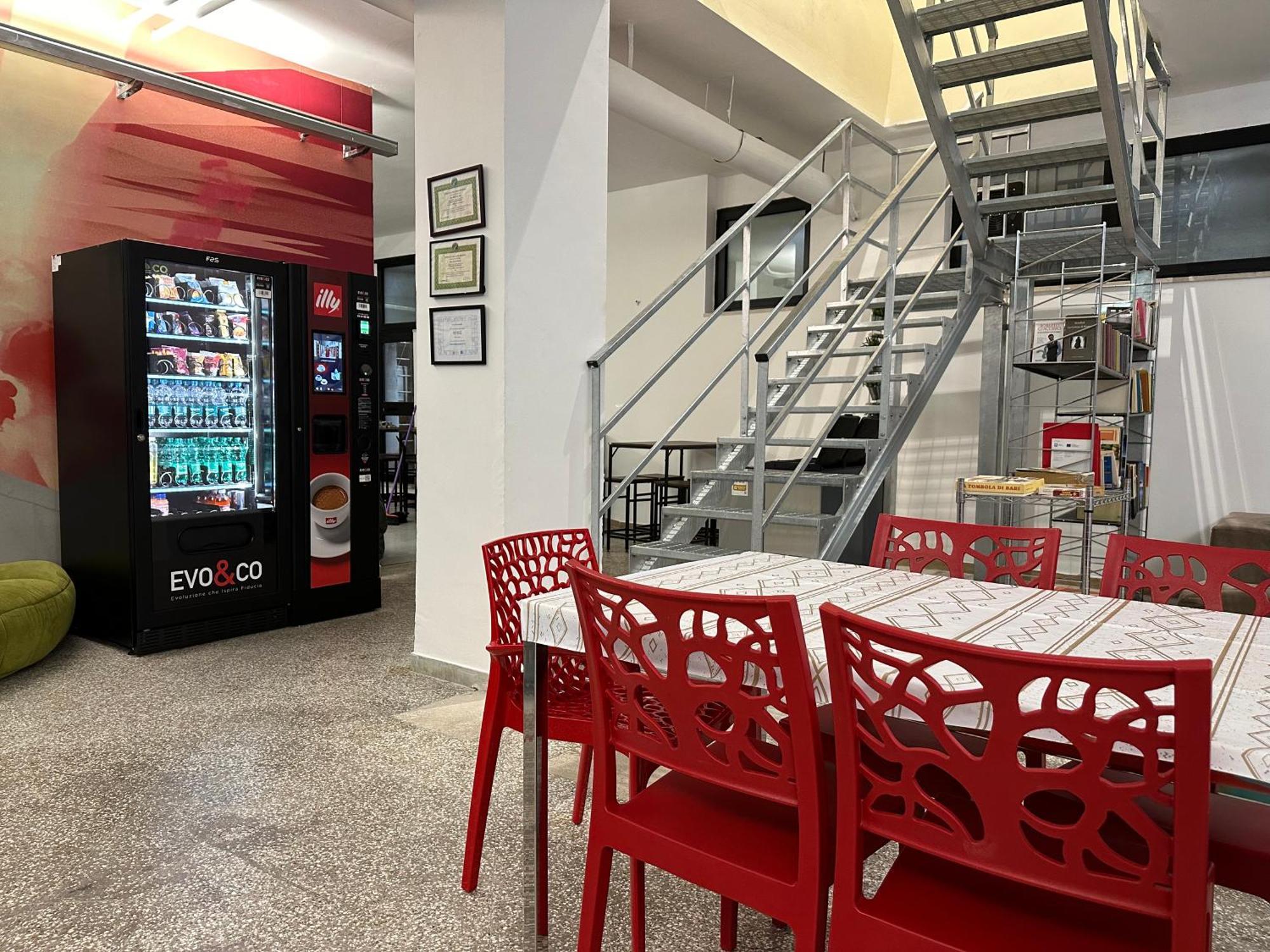 Cconforthotels Host Bari Centrale Eksteriør bilde